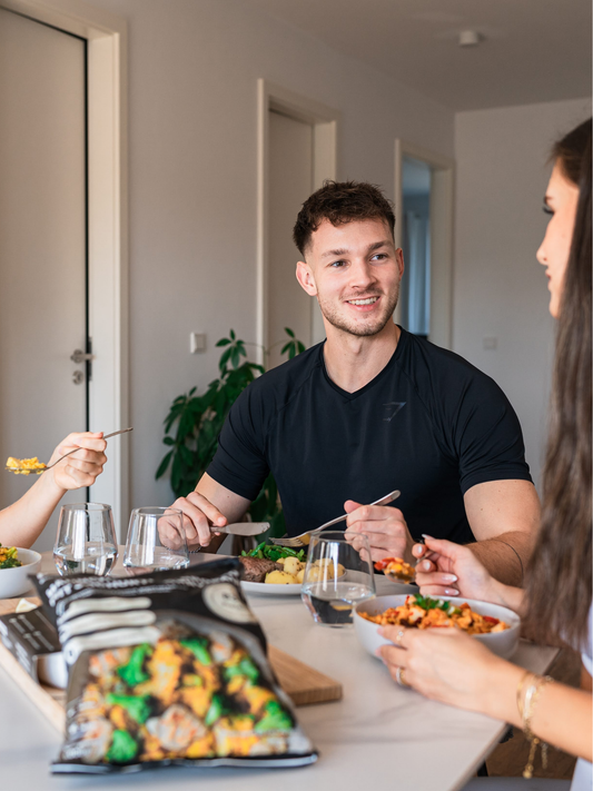 Low-calorie ready meals compared: online luxury vs. supermarket hero – big price-performance check 2025