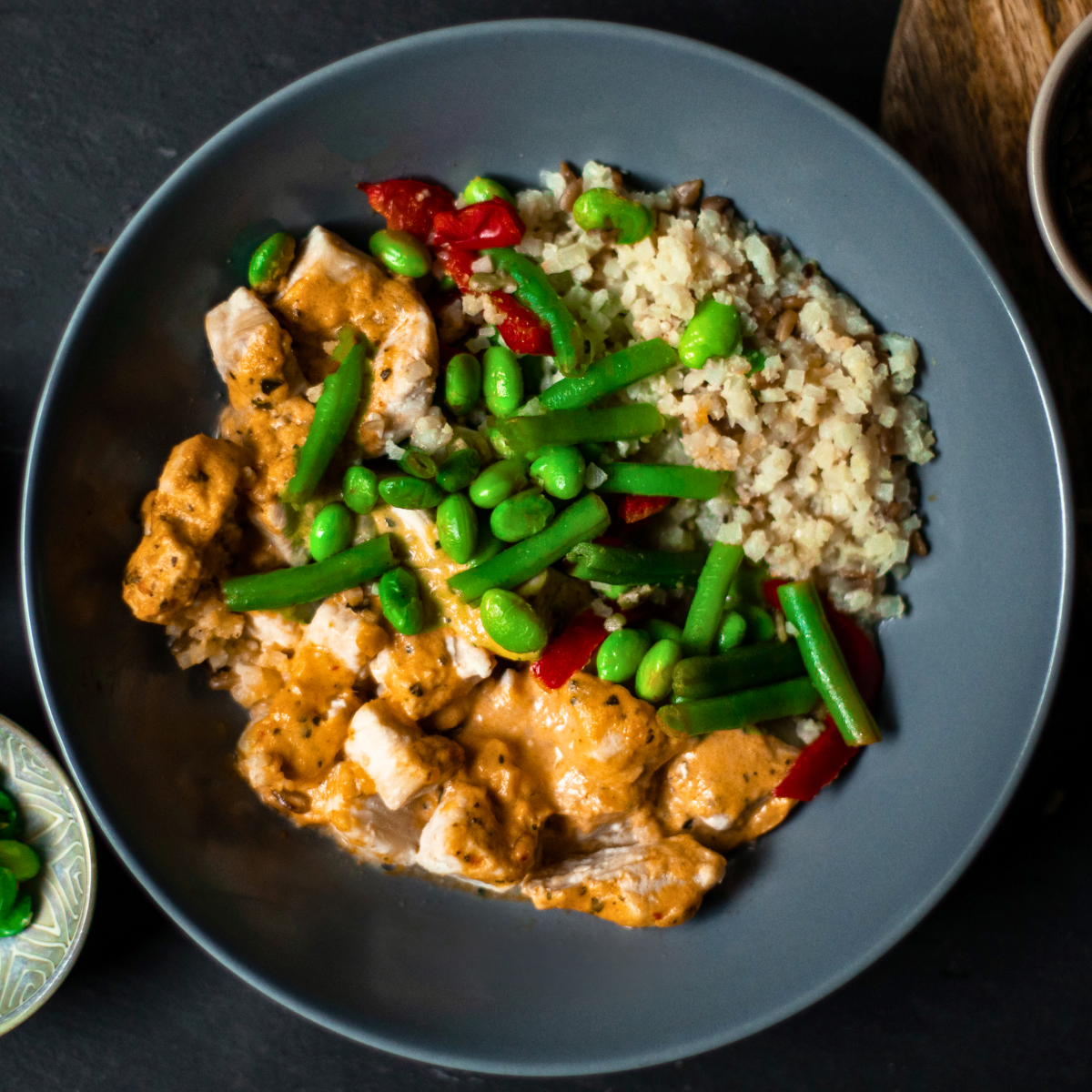 Red chicken curry