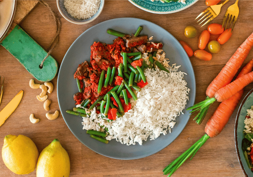 Beef strips with tomato sauce