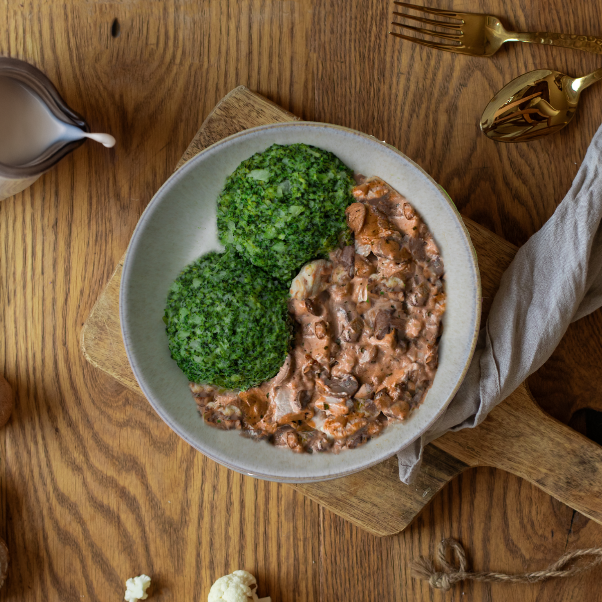 CH : Poitrine de poulet à la crème de champignons