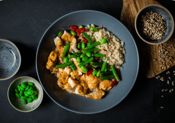Curry de poulet rouge