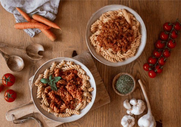 CH : Pâtes végétaliennes à la bolognaise protéinées (XL, 2 portions)