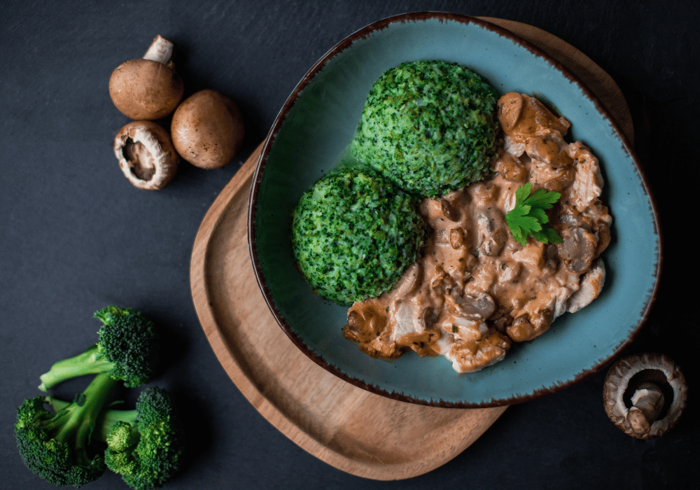 FR : Poitrine de poulet à la crème de champignons